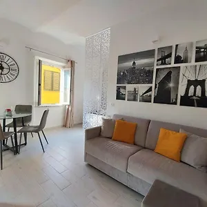 https://casa-valeria-porto-santo-stefano-gr.it-tuscanyhotel.com